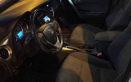 Toyota Auris II, 2014 год, 1 420 000 рублей, 8 фотография