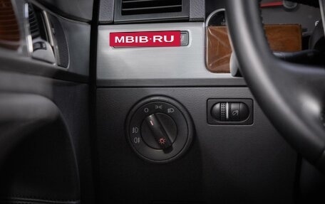 Volkswagen Touareg III, 2007 год, 999 000 рублей, 20 фотография