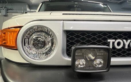 Toyota FJ Cruiser, 2021 год, 7 770 000 рублей, 8 фотография