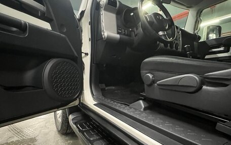 Toyota FJ Cruiser, 2021 год, 7 770 000 рублей, 13 фотография