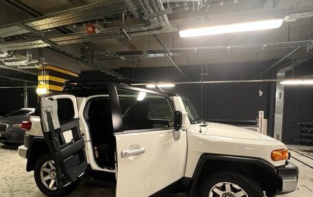 Toyota FJ Cruiser, 2021 год, 7 770 000 рублей, 24 фотография