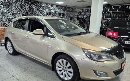 Opel Astra J, 2011 год, 699 000 рублей, 3 фотография
