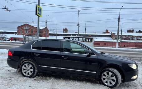 Skoda Superb III рестайлинг, 2011 год, 950 000 рублей, 2 фотография