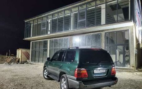 Toyota Land Cruiser 100 рестайлинг 2, 1998 год, 1 300 000 рублей, 4 фотография