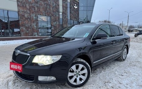 Skoda Superb III рестайлинг, 2011 год, 950 000 рублей, 3 фотография