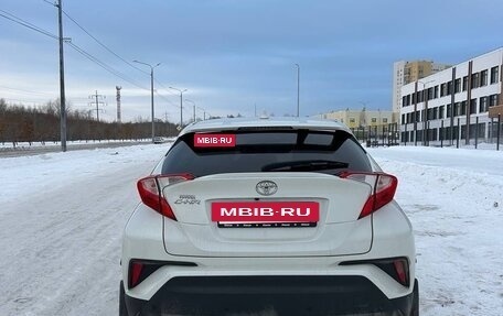 Toyota C-HR I рестайлинг, 2018 год, 2 250 000 рублей, 7 фотография