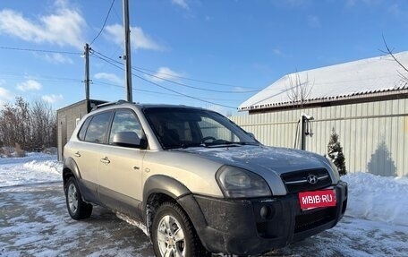 Hyundai Tucson III, 2007 год, 665 000 рублей, 2 фотография