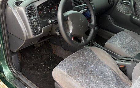 Nissan Primera II рестайлинг, 1996 год, 250 000 рублей, 11 фотография