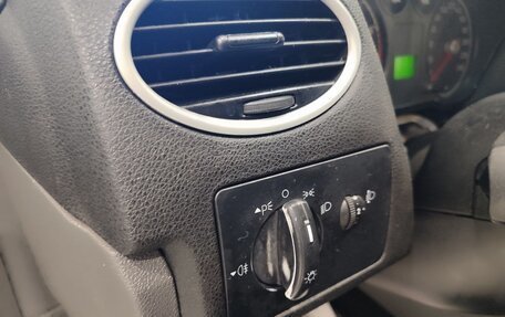 Ford Focus II рестайлинг, 2006 год, 395 000 рублей, 10 фотография