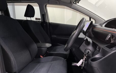 Toyota Sienta II, 2016 год, 1 399 000 рублей, 17 фотография