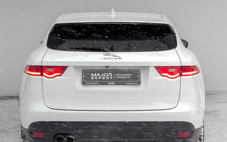 Jaguar F-Pace, 2017 год, 2 600 000 рублей, 6 фотография