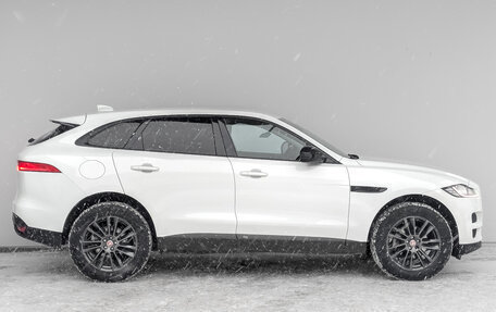 Jaguar F-Pace, 2017 год, 2 600 000 рублей, 4 фотография