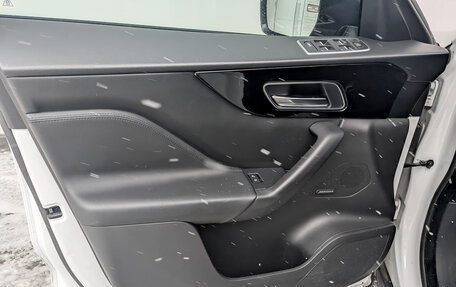 Jaguar F-Pace, 2017 год, 2 600 000 рублей, 19 фотография