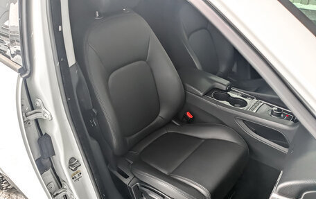 Jaguar F-Pace, 2017 год, 2 600 000 рублей, 22 фотография