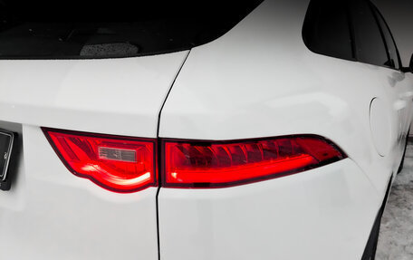 Jaguar F-Pace, 2017 год, 2 600 000 рублей, 27 фотография