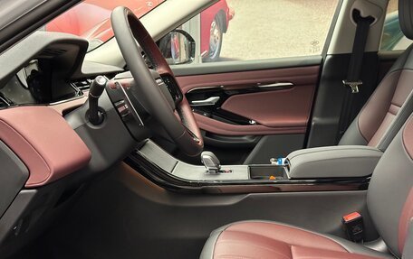 Land Rover Range Rover Evoque II, 2025 год, 7 290 000 рублей, 9 фотография