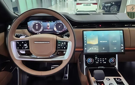Land Rover Range Rover IV рестайлинг, 2023 год, 20 050 000 рублей, 2 фотография