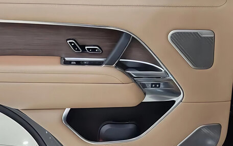 Land Rover Range Rover IV рестайлинг, 2023 год, 20 050 000 рублей, 8 фотография
