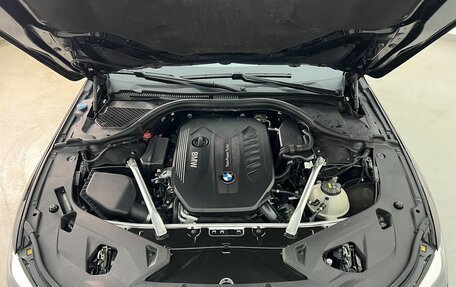 BMW 8 серия, 2019 год, 8 000 000 рублей, 10 фотография