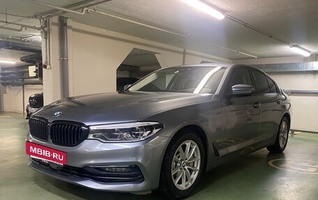 BMW 5 серия, 2019 год, 5 800 000 рублей, 3 фотография
