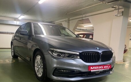 BMW 5 серия, 2019 год, 5 800 000 рублей, 2 фотография