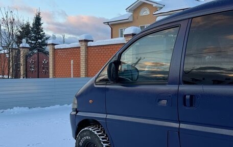 Mitsubishi Delica IV, 1994 год, 690 000 рублей, 3 фотография