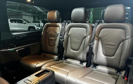 Mercedes-Benz V-Класс, 2021 год, 6 000 000 рублей, 14 фотография