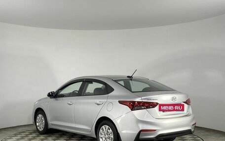 Hyundai Solaris II рестайлинг, 2017 год, 1 230 000 рублей, 7 фотография