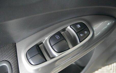 Nissan Juke II, 2011 год, 899 000 рублей, 14 фотография