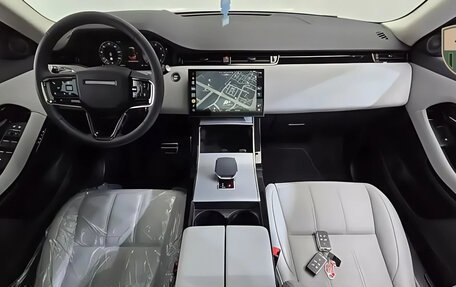 Land Rover Range Rover Evoque II, 2024 год, 5 430 000 рублей, 2 фотография