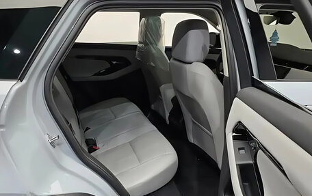 Land Rover Range Rover Evoque II, 2024 год, 5 430 000 рублей, 15 фотография