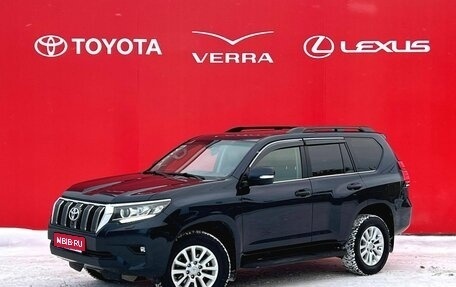 Toyota Land Cruiser Prado 150 рестайлинг 2, 2017 год, 3 885 000 рублей, 1 фотография