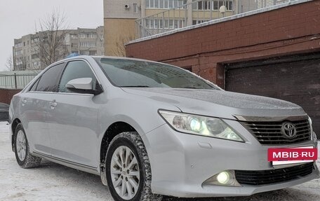 Toyota Camry, 2011 год, 1 490 000 рублей, 4 фотография