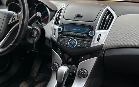 Chevrolet Cruze II, 2013 год, 850 000 рублей, 7 фотография