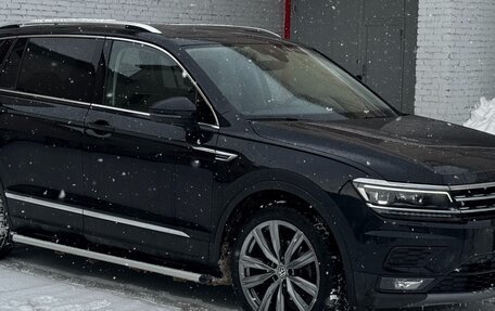 Volkswagen Tiguan II, 2019 год, 2 600 000 рублей, 26 фотография