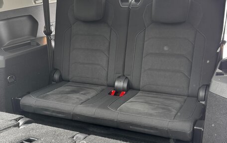 Volkswagen Tiguan II, 2019 год, 2 600 000 рублей, 32 фотография