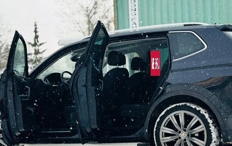 Volkswagen Tiguan II, 2019 год, 2 600 000 рублей, 37 фотография