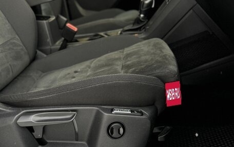 Volkswagen Tiguan II, 2019 год, 2 600 000 рублей, 38 фотография