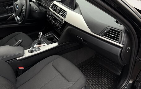 BMW 3 серия, 2018 год, 2 050 000 рублей, 11 фотография