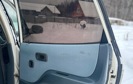 Daihatsu Storia, 2001 год, 89 000 рублей, 16 фотография