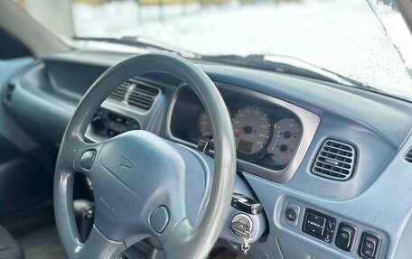 Daihatsu Storia, 2001 год, 89 000 рублей, 19 фотография