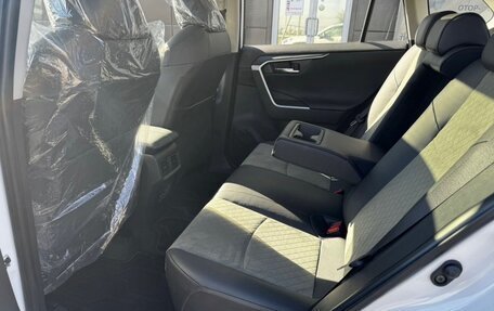 Toyota RAV4, 2025 год, 4 125 000 рублей, 10 фотография