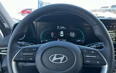 Hyundai Elantra, 2025 год, 1 950 000 рублей, 22 фотография