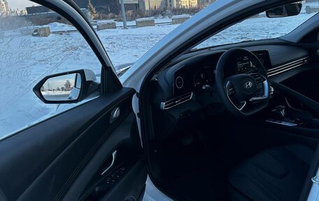 Hyundai Elantra, 2025 год, 1 950 000 рублей, 24 фотография