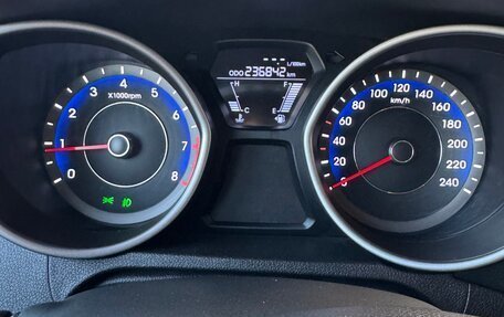 Hyundai Elantra V, 2012 год, 850 000 рублей, 5 фотография