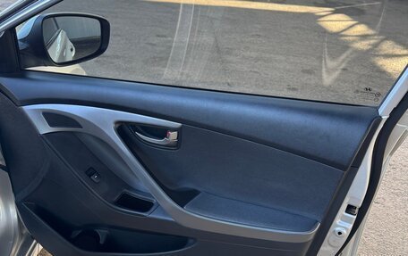 Hyundai Elantra V, 2012 год, 850 000 рублей, 7 фотография
