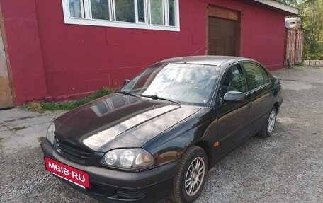 Toyota Avensis III рестайлинг, 1998 год, 400 000 рублей, 2 фотография