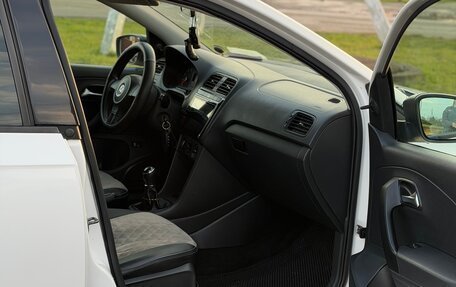 Volkswagen Polo VI (EU Market), 2013 год, 930 000 рублей, 5 фотография