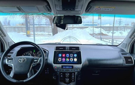 Toyota Land Cruiser Prado 150 рестайлинг 2, 2017 год, 3 885 000 рублей, 17 фотография