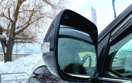 Toyota Land Cruiser Prado 150 рестайлинг 2, 2017 год, 3 885 000 рублей, 23 фотография